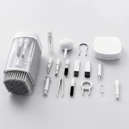 MA-KIT 2
/* Los contenedores de la galeria no encogian por debajo de su contenido y a
   320px la ficha desbordaba 77px (medido en MK320ES). Es el mismo
   min-width:auto de los hijos de grid que ya aparecio en el checkout: la
   media query si se aplicaba, lo que no cedia era el ancho minimo. Va al
   final del bloque para ganar la cascada. */
@media(max-width:420px){
  .gallery,.gallery-container,.gallery-main,.gallery-thumbs{min-width:0;max-width:100%}
  .gallery-main{padding:10px}
  .gallery-img{max-width:100%;height:auto}
}

