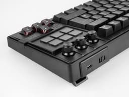 MK-MASTER 5
/* Los contenedores de la galeria no encogian por debajo de su contenido y a
   320px la ficha desbordaba 77px (medido en MK320ES). Es el mismo
   min-width:auto de los hijos de grid que ya aparecio en el checkout: la
   media query si se aplicaba, lo que no cedia era el ancho minimo. Va al
   final del bloque para ganar la cascada. */
@media(max-width:420px){
  .gallery,.gallery-container,.gallery-main,.gallery-thumbs{min-width:0;max-width:100%}
  .gallery-main{padding:10px}
  .gallery-img{max-width:100%;height:auto}
}
