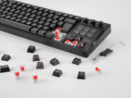 MK-MASTER 6
/* Los contenedores de la galeria no encogian por debajo de su contenido y a
   320px la ficha desbordaba 77px (medido en MK320ES). Es el mismo
   min-width:auto de los hijos de grid que ya aparecio en el checkout: la
   media query si se aplicaba, lo que no cedia era el ancho minimo. Va al
   final del bloque para ganar la cascada. */
@media(max-width:420px){
  .gallery,.gallery-container,.gallery-main,.gallery-thumbs{min-width:0;max-width:100%}
  .gallery-main{padding:10px}
  .gallery-img{max-width:100%;height:auto}
}

